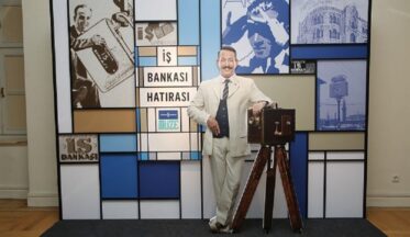 İş Bankası İftiharla Sunar sergisi reklam yolculuğuna çıkarıyor