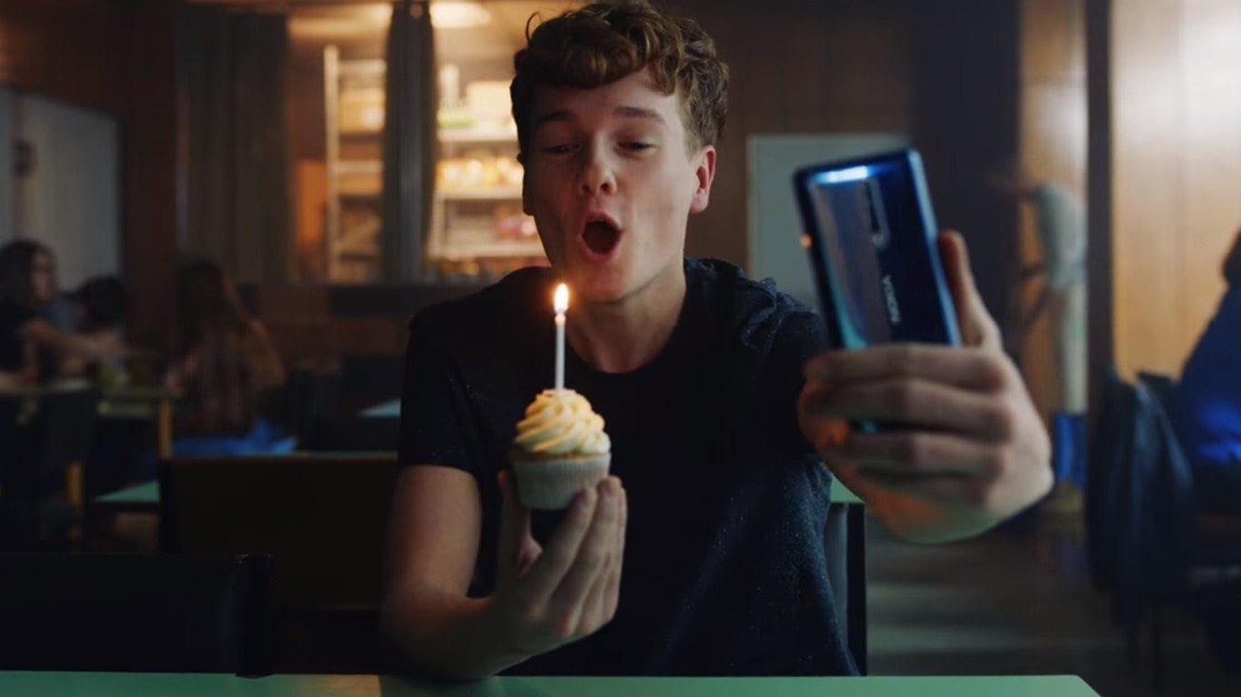 Nokia, bu yıl Noel hediyesi siz olun diyor