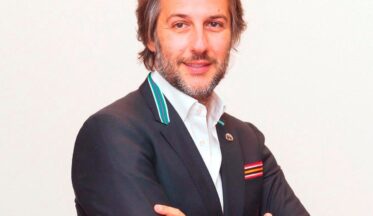 Bülent Yar’ın yeni programının ilk konuğu Benay Bitirici