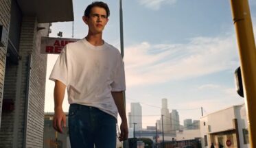 Diesel, yine ‘kusurlu’ güzelliği kutluyor