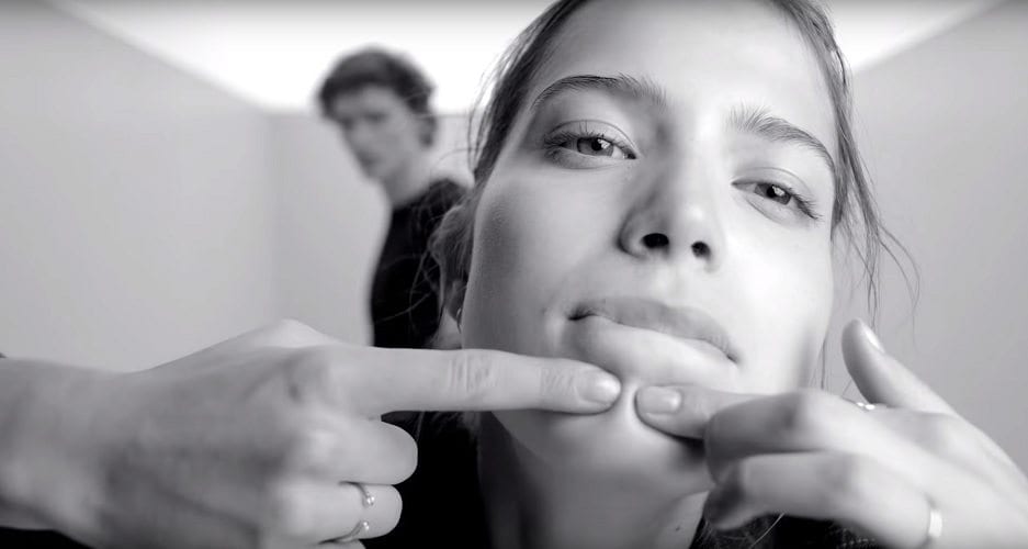 Garnier cilt problemlerine siyah bir nokta koyuyor