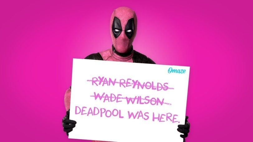 Pembe Deadpool süiti ister misiniz?