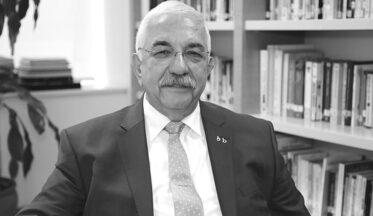 Ali Saydam: Özel günlerdeki iletişim çalışmalarının esas amacı ticaridir