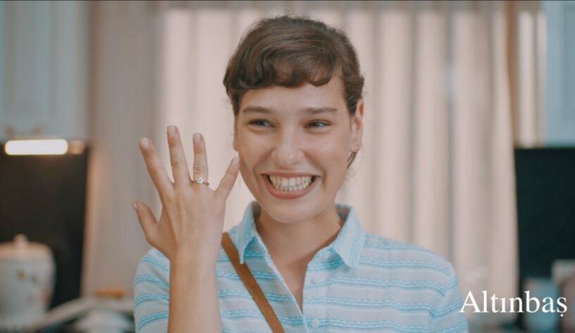 Altınbaş Mücevherat yeni dijital reklamını yayınladı