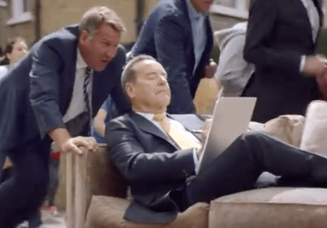 Sky Sports reklamında taraftarlar koltuk kapma derdine düştü 2