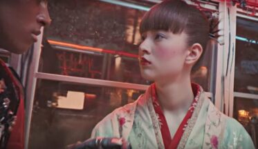 Shiseido parti otobüsü içindekileri özgürleştiriyor