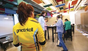 Kristal Elma Nostalji: Emre Sayın