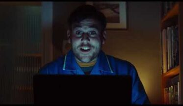 National Health Service yeni reklamında kendi kendine teşhis koyma diyor-campaigntr