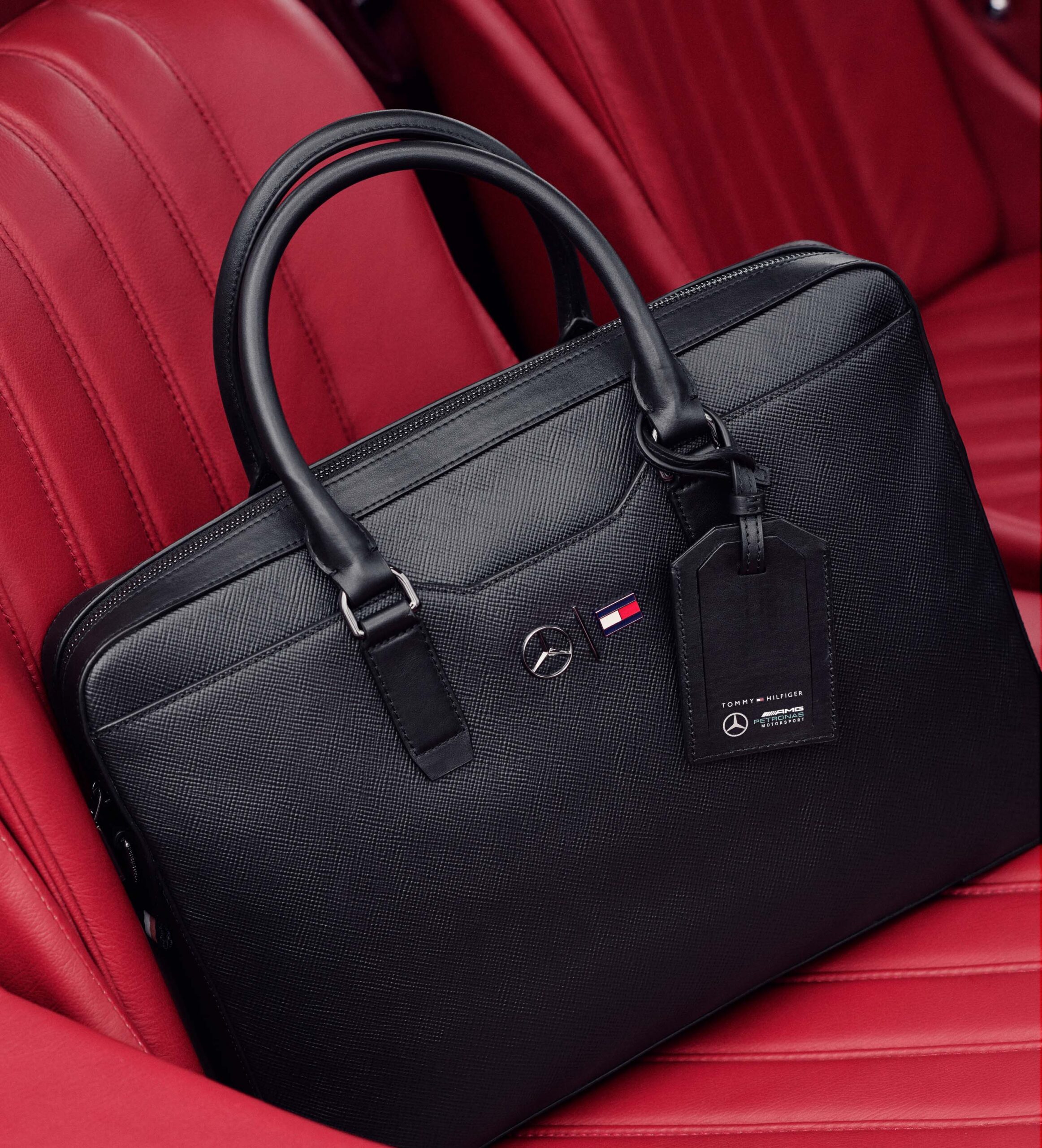 Tommy Hilfiger Mercedes Benz iş birliği - campaigntr