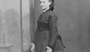 Mercedes-Benz dünyanın ilk kadın sürücüsünü hatırlatıyor-campaigntr