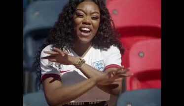 Nike'tan kadın futbolculara övgü-campaigntr