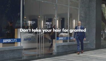 Michael Kelly saçlarınızın değerini bilin diyor- campaigntr