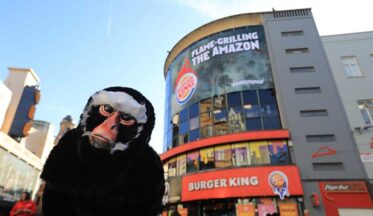 Burger King burgerlerin ızgara ateşinde pişirildiğini reddetti-campaigntr